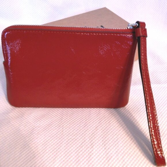 Coach Patent Leather Corner Zip Wristlet in Red, NWOT - Picture 3 of 4